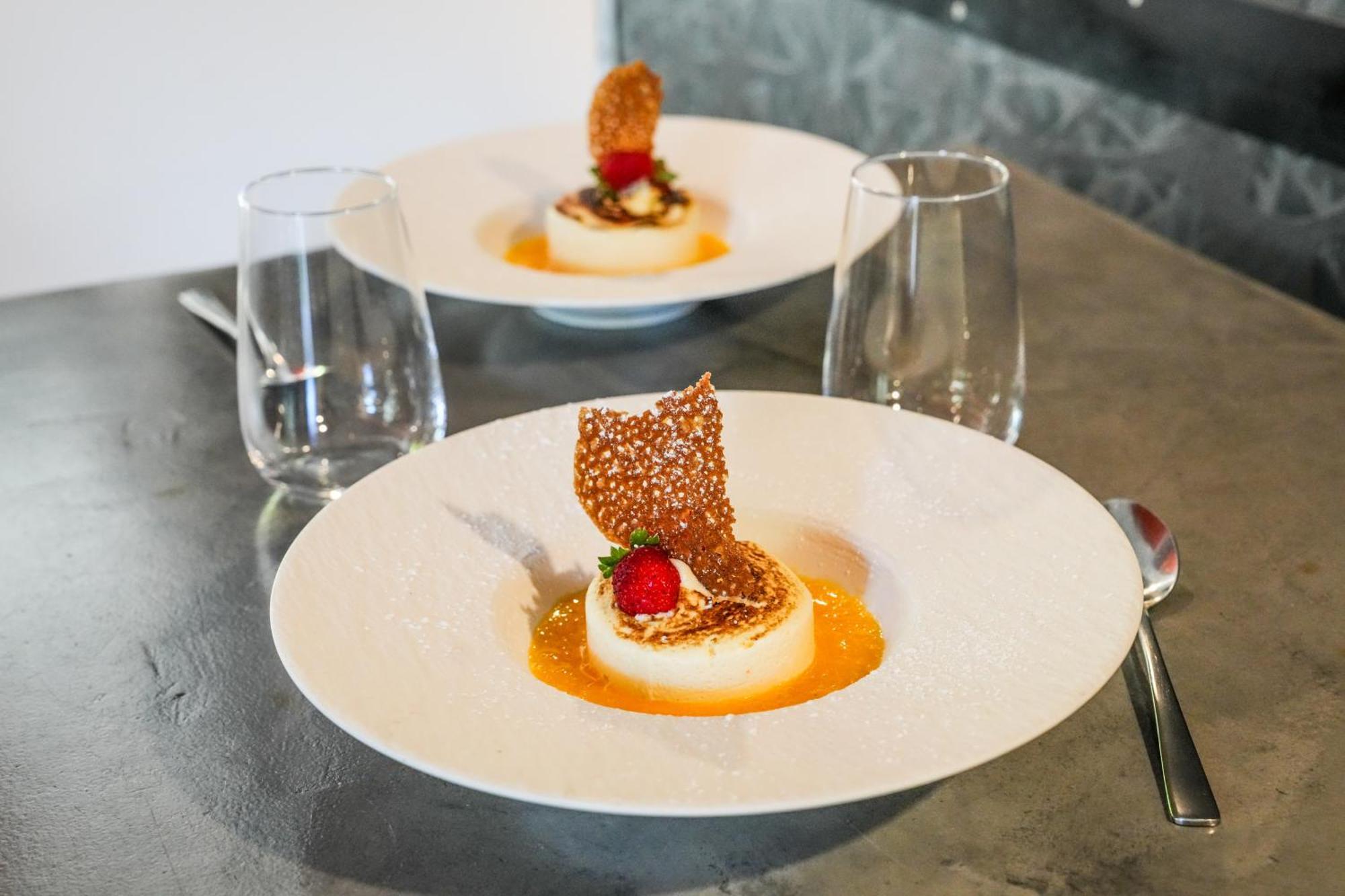 Logis Hotel & Restaurant Le Cadet De Gascogne Saint-Justin  Buitenkant foto
