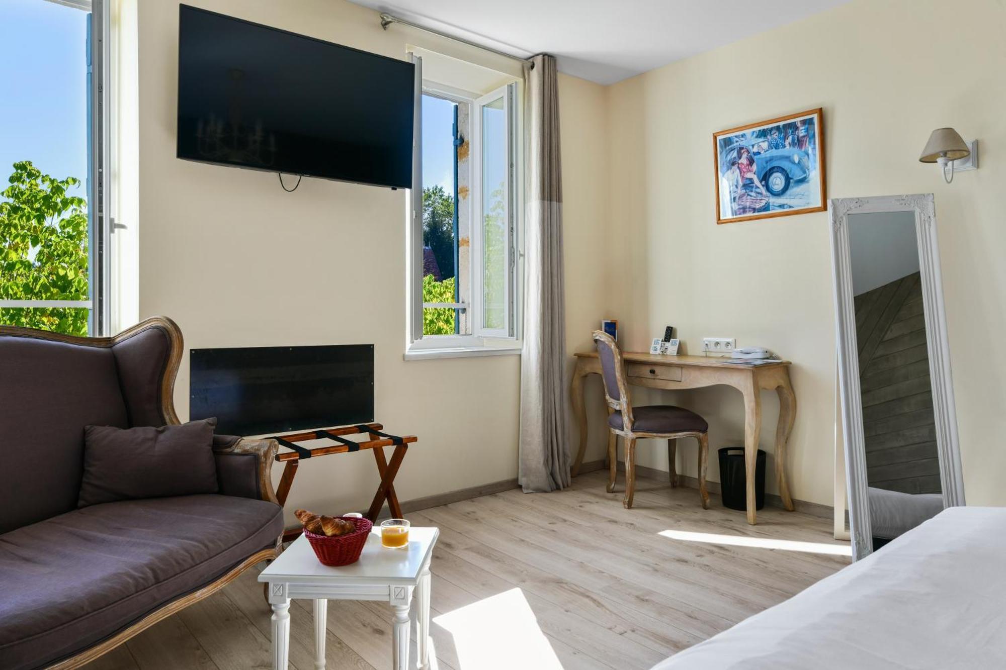 Logis Hotel & Restaurant Le Cadet De Gascogne Saint-Justin  Buitenkant foto